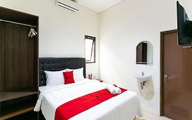 Reddoorz @ Urip Sumoharjo Solo